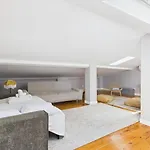 Feriehus Charming 2br Townhouse In Mouraria | By Airnest Lisboa
