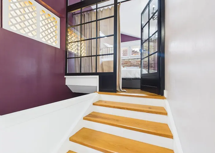 Σπίτι διακοπών Charming 2br Townhouse In Mouraria | By Airnest Lisboa