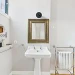 Charming 2br Townhouse In Mouraria | By Airnest *
